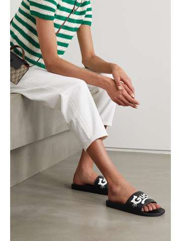 GUCCI Pursuit logo-embossed leather slides