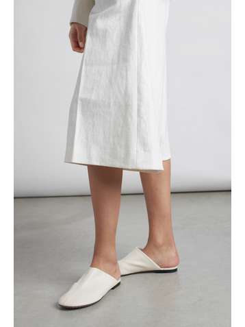 BOTTEGA VENETA Leather slippers