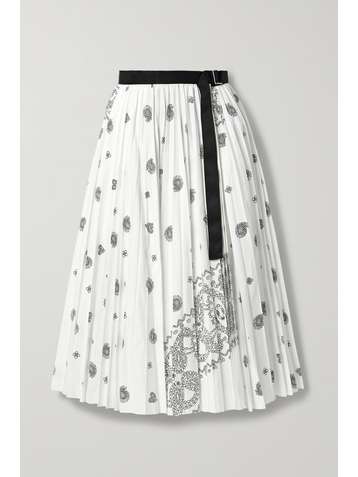 SACAI Plissierter Midi-Wickelrock aus bedruckter Baumwollpopeline mit Cut-outs