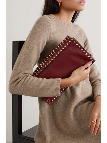 VALENTINO Valentino Garavani Rockstud small textured-leather clutch