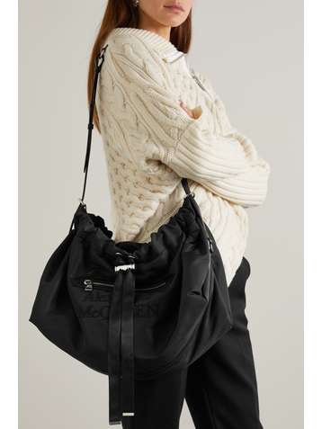 ALEXANDER MCQUEEN The Bundle Schultertasche aus Shell mit Lederbesätzen und Stickerei