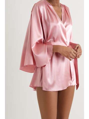FLEUR DU MAL Morgenmantel aus Stretch-Seidensatin mit Bindegürtel