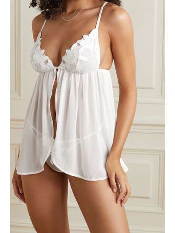 FLEUR DU MAL Lily Set aus Nachthemd und String aus Crêpe de Chine und Stretch-Tüll mit Stickereien