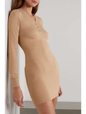 SKIMS Sleep Henley Dress – Ochre – Nachthemd aus Stretch-Jersey