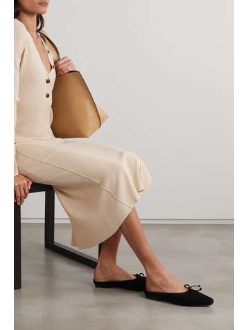 STAUD Gina Slippers aus Veloursleder mit Shearling-Futter