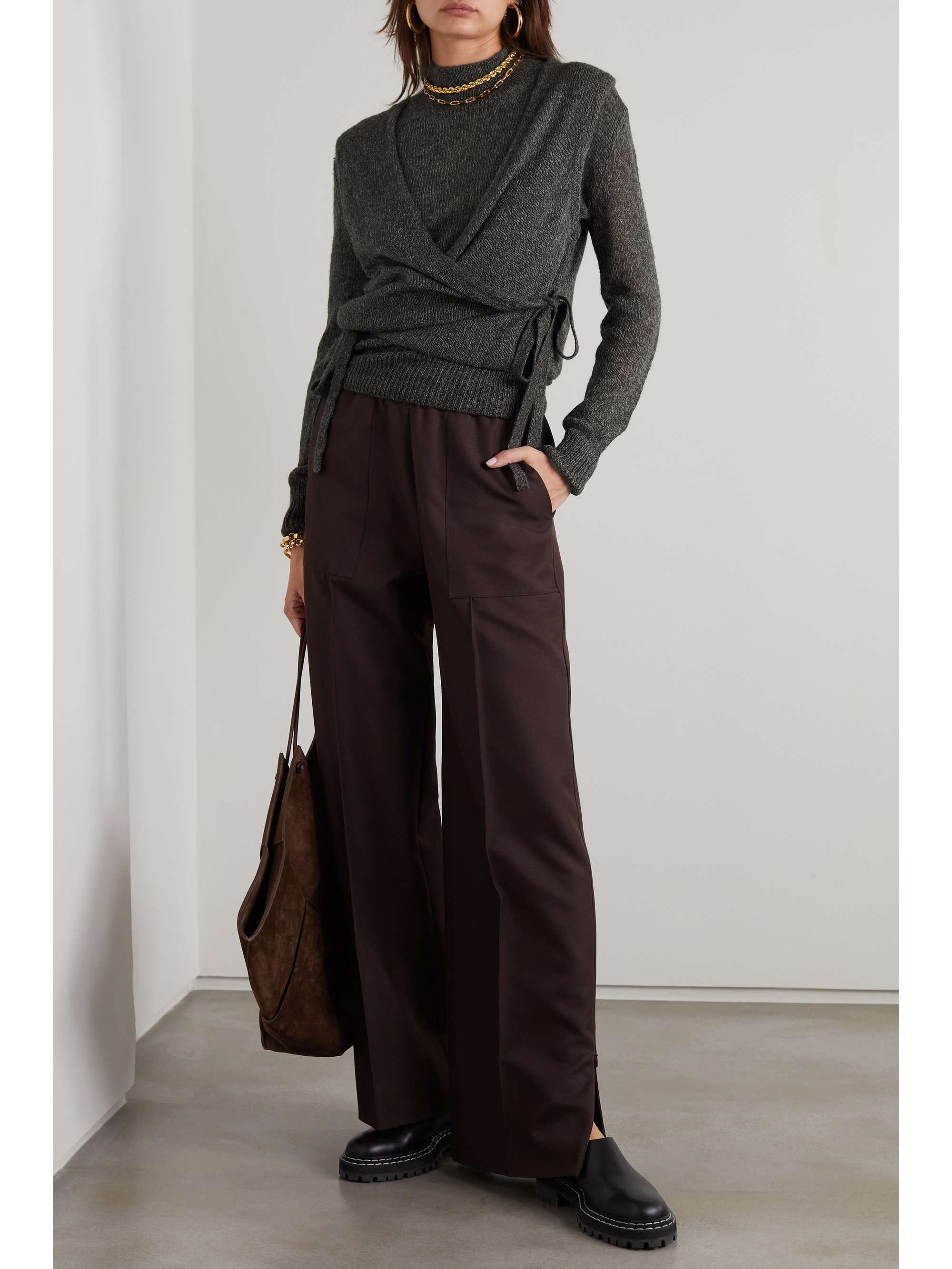 LE 17 SEPTEMBRE Knitted sweater and wrap top