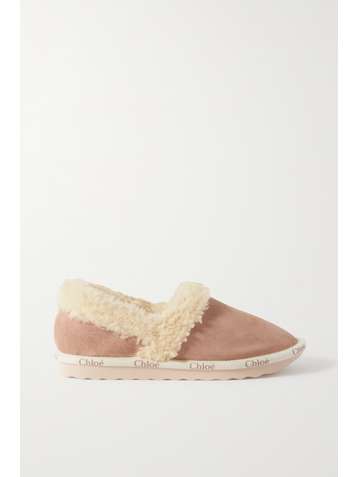 CHLOÉ Woody logo-detailed shearling-lined suede slippers
