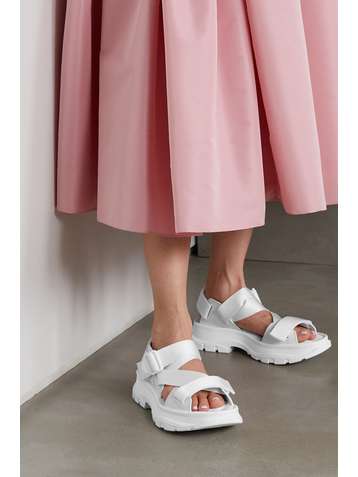 ALEXANDER MCQUEEN Sandales à semelles oversize en gros-grain et en cuir à boucles
