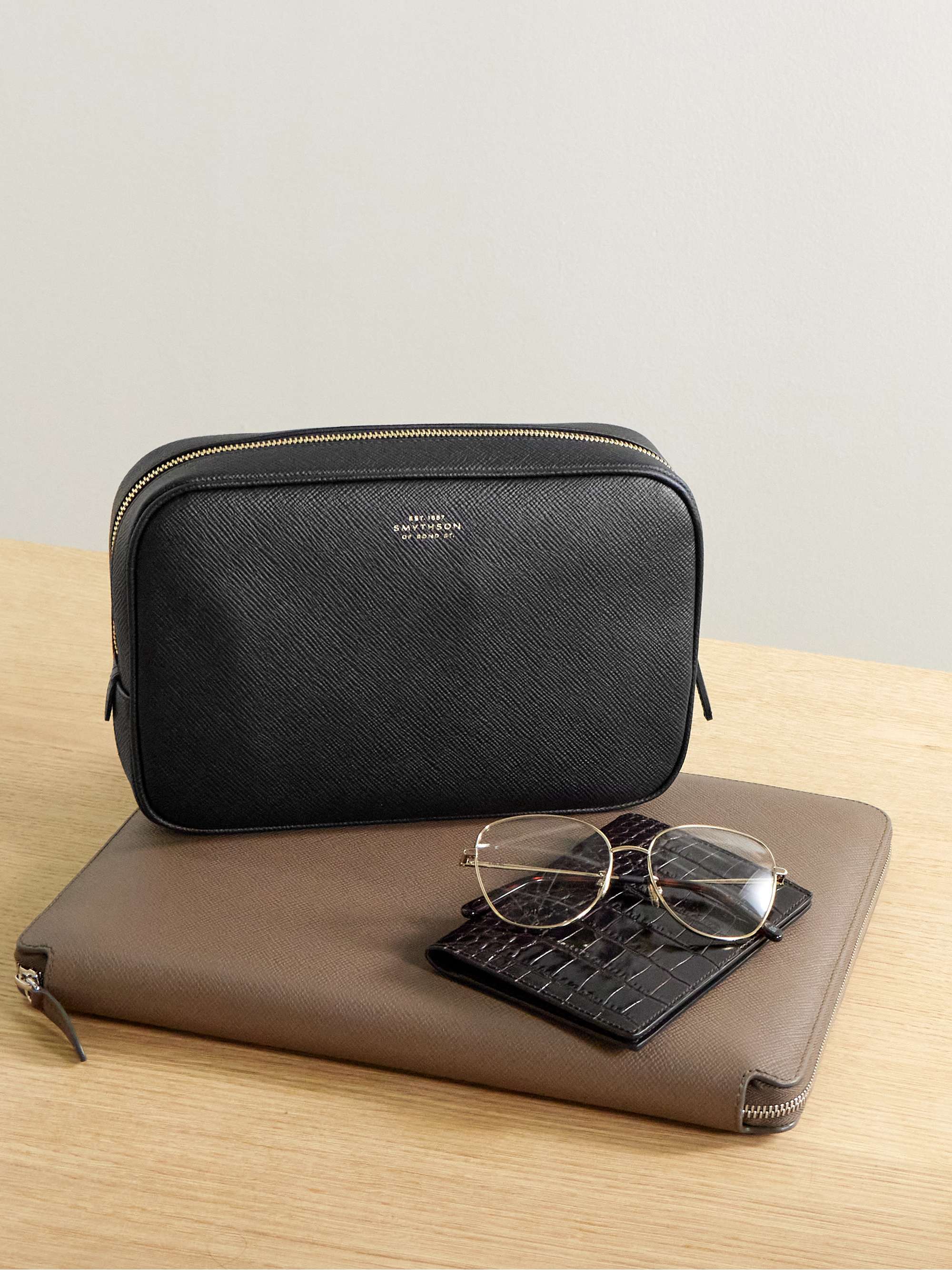 SMYTHSON