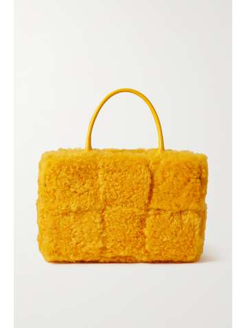 BOTTEGA VENETA Arco small leather-trimmed intrecciato shearling tote