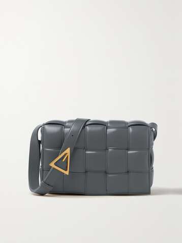 BOTTEGA VENETA Cassette gepolsterte Schultertasche aus Intrecciato-Leder