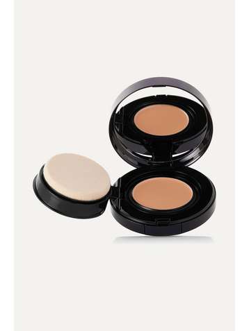 CLÉ DE PEAU BEAUTÉ Radiant Cream to Powder Foundation SPF24 - B20 Light Beige