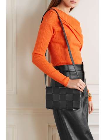 BOTTEGA VENETA Cassette intrecciato leather shoulder bag