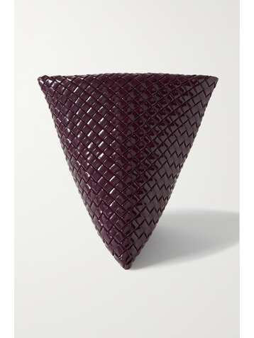 BOTTEGA VENETA Triangle Clutch aus Intrecciato-Lackleder