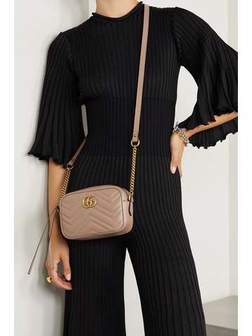 GUCCI GG Marmont Camera mini Schultertasche aus gestepptem Leder
