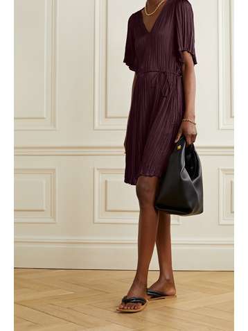 VINCE Robe en satin plissé