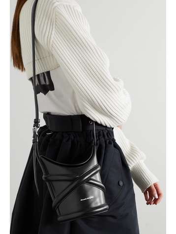 ALEXANDER MCQUEEN The Curve small leather bucket bag