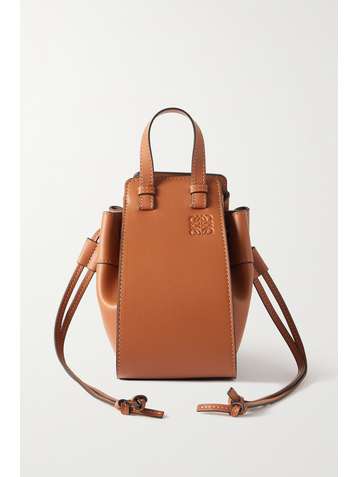 LOEWE Hammock mini Schultertasche aus Leder