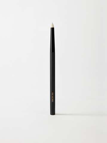 RAE MORRIS Jishaku 9.1 Vegan Pencil Point Shader Brush