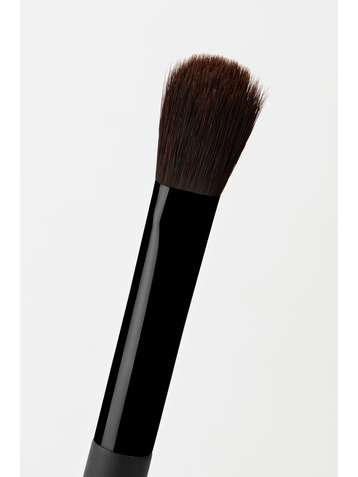 RAE MORRIS Jishaku 11 Vegan Small Oval Shadow Brush