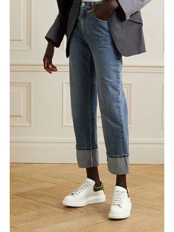 ALEXANDER MCQUEEN Sneakers aus Leder mit Velourslederbesatz und überstehender Sohle