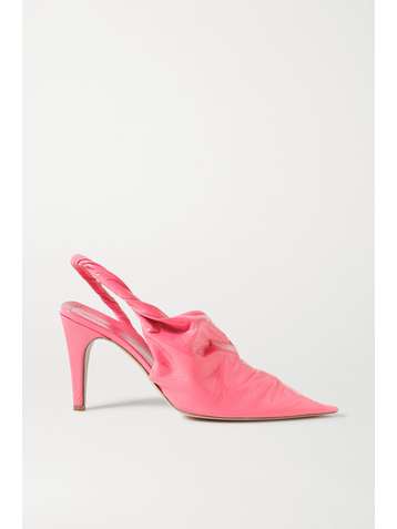 BOTTEGA VENETA Slingback-Pumps aus Glanzleder in Knitteroptik