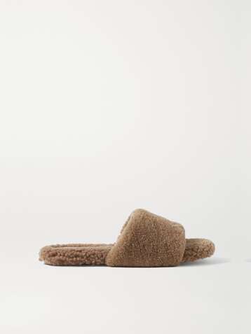 PORTE & PAIRE Claquettes en peau lainée