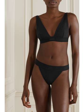 SKIMS Cotton Rib Thong – Soot – String aus geripptem Jersey aus einer Baumwollmischung