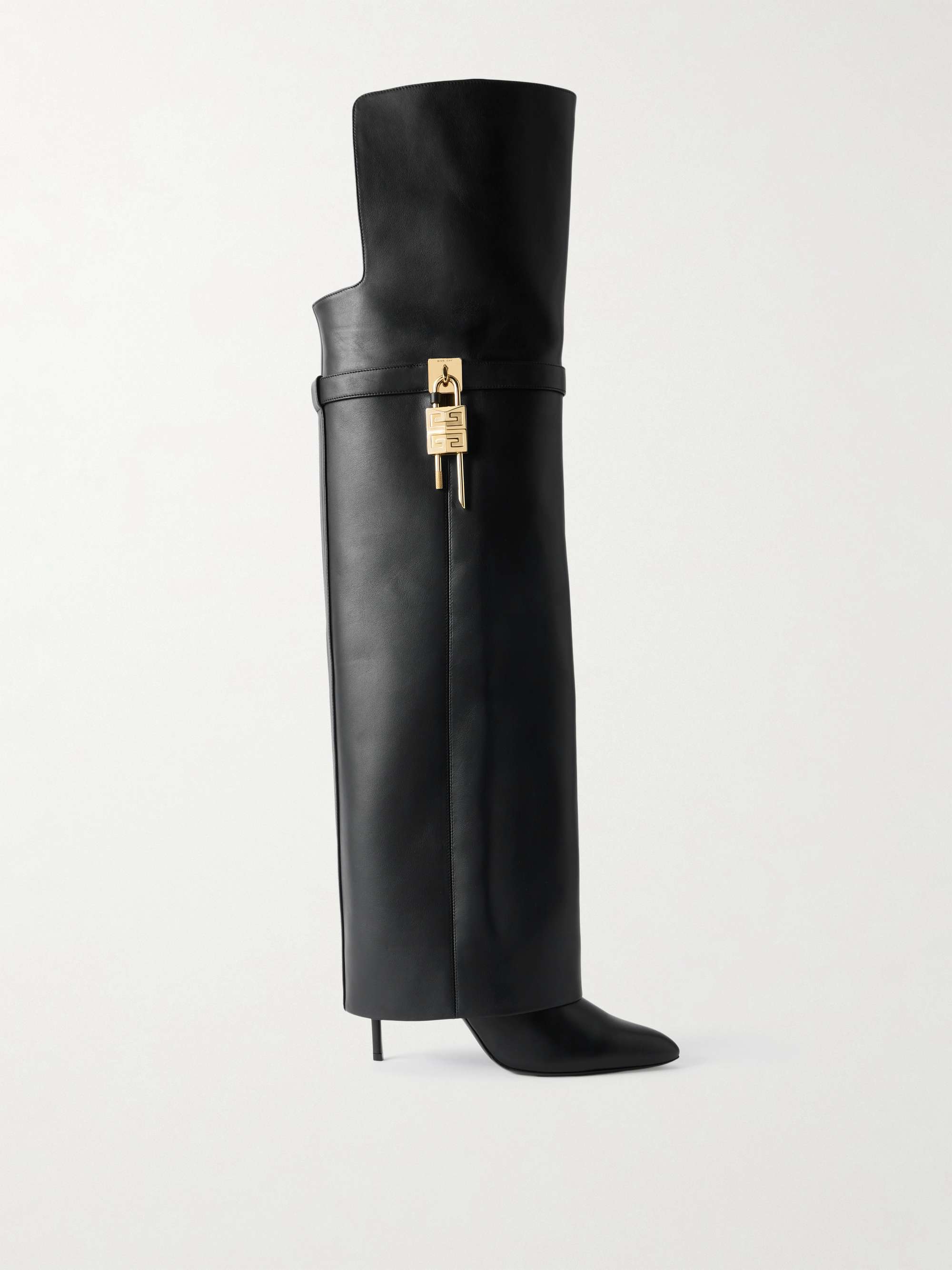GIVENCHY