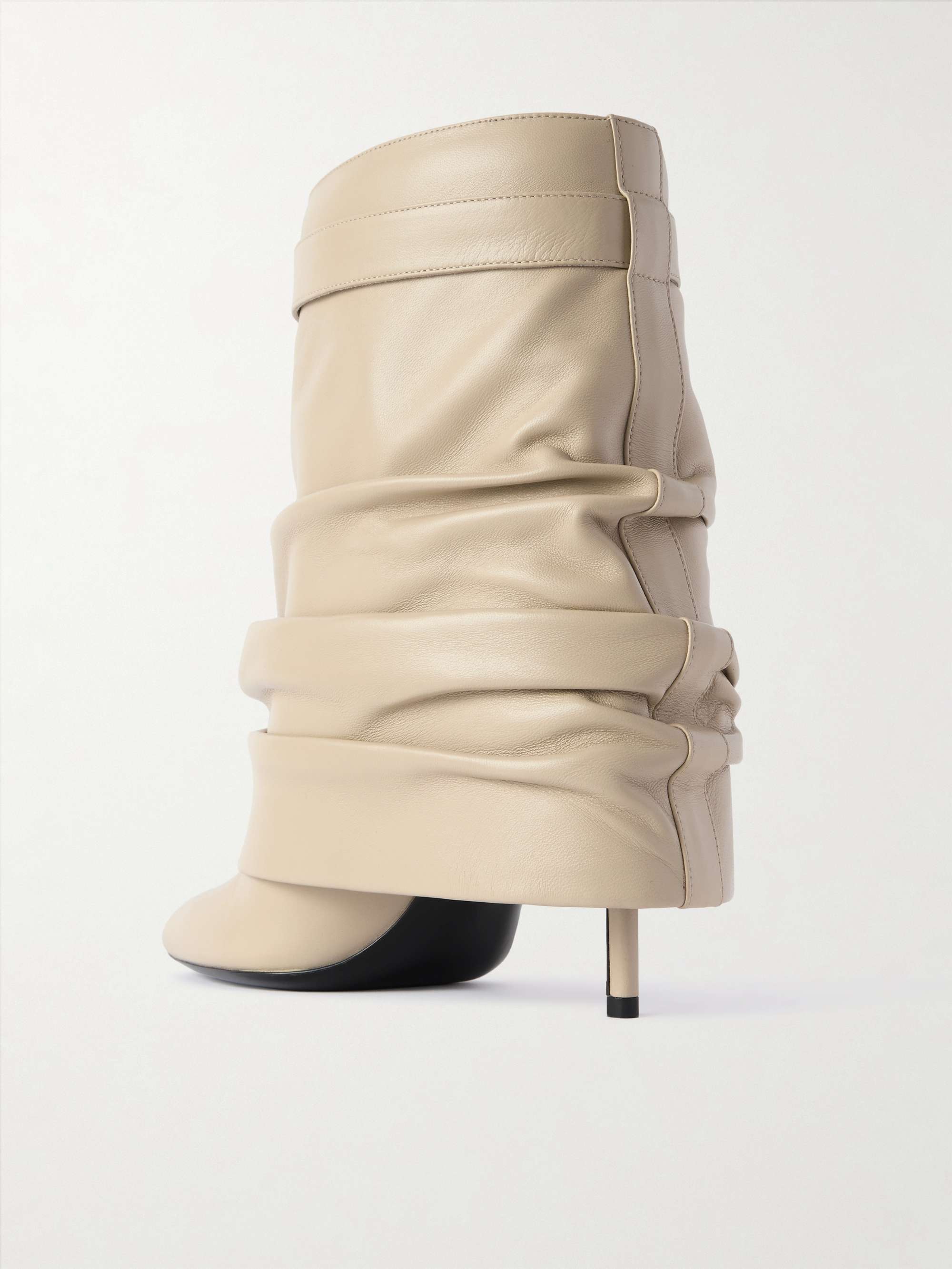 GIVENCHY