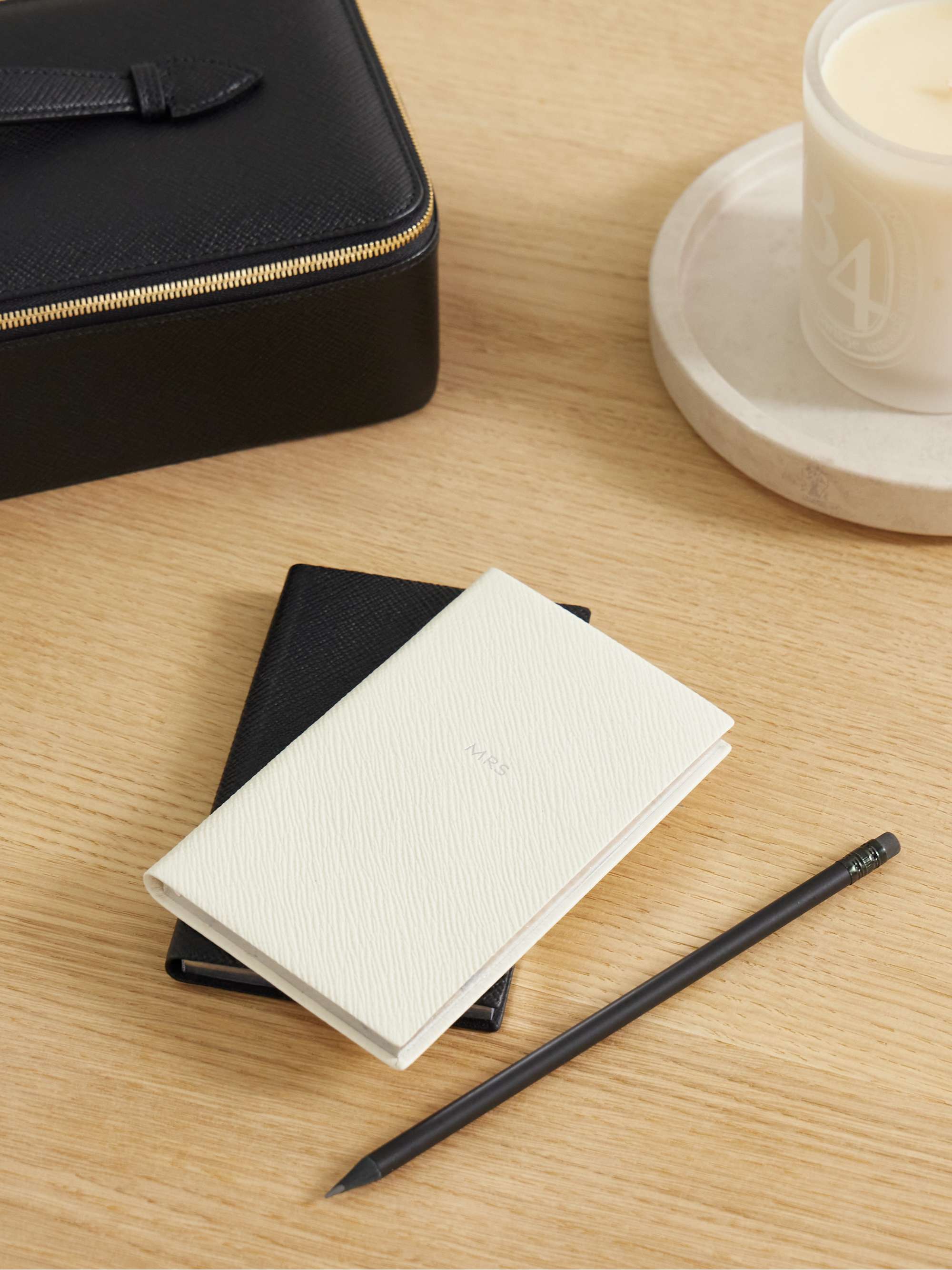 SMYTHSON