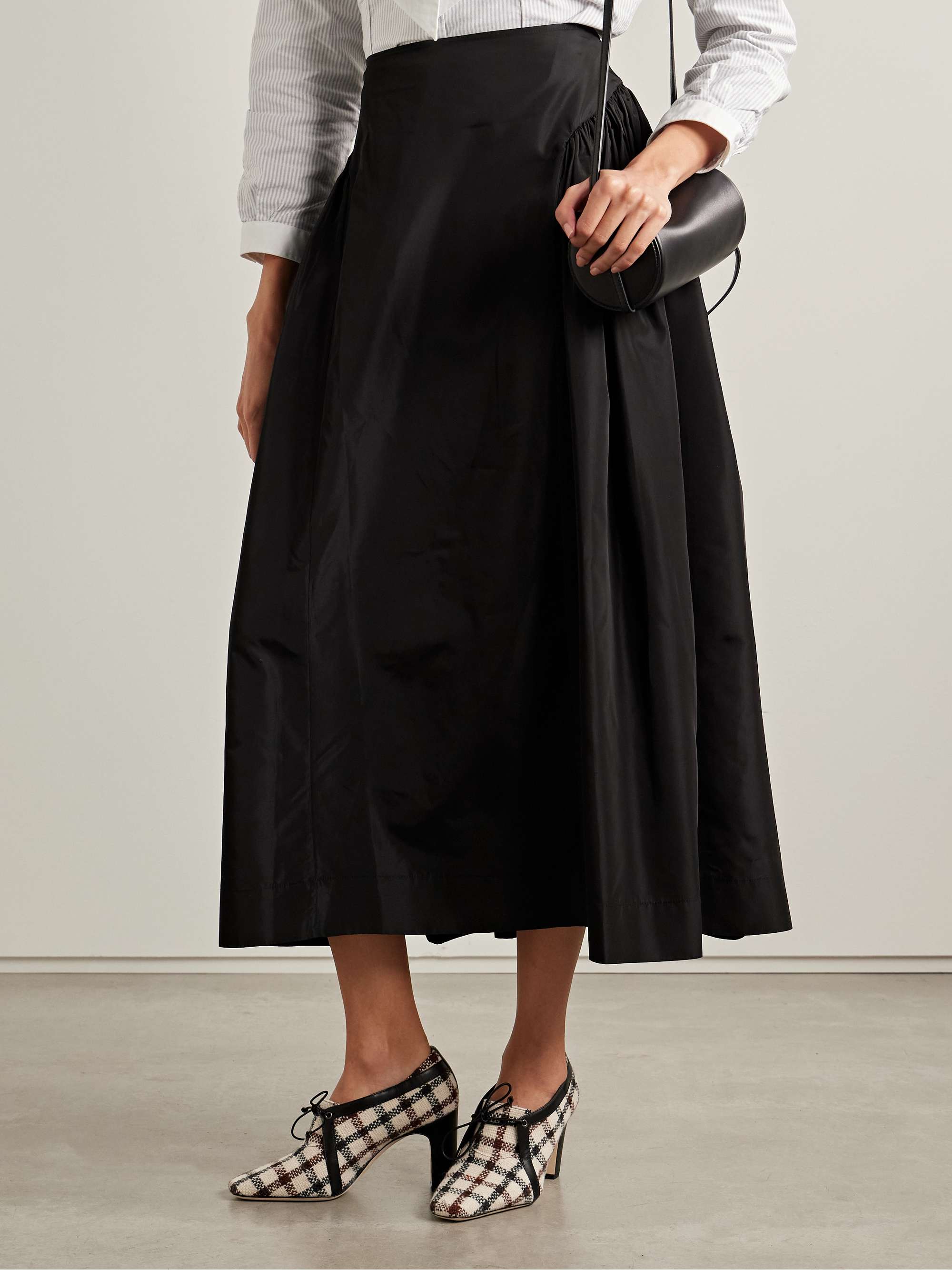 MANOLO BLAHNIK