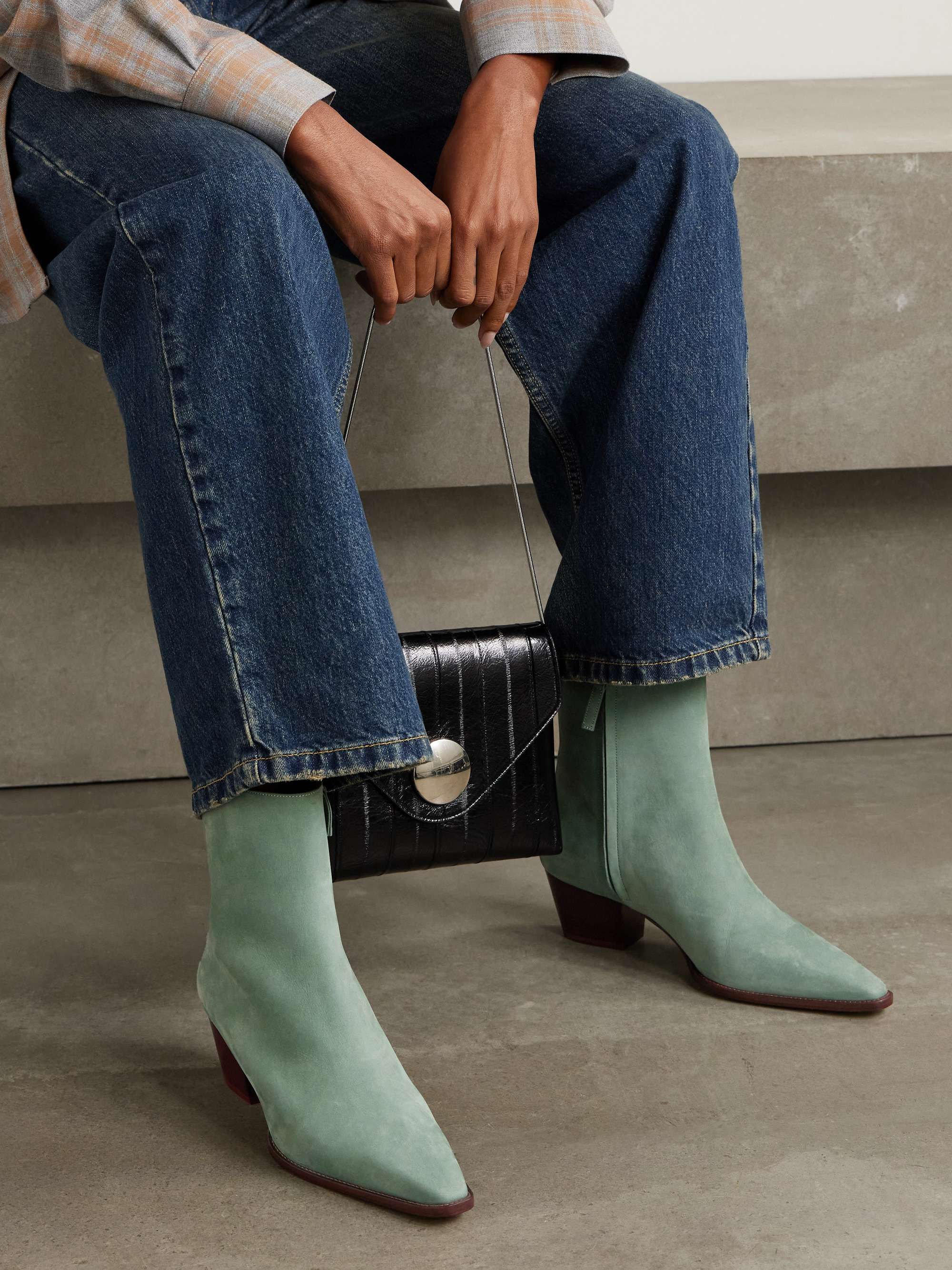 MANOLO BLAHNIK