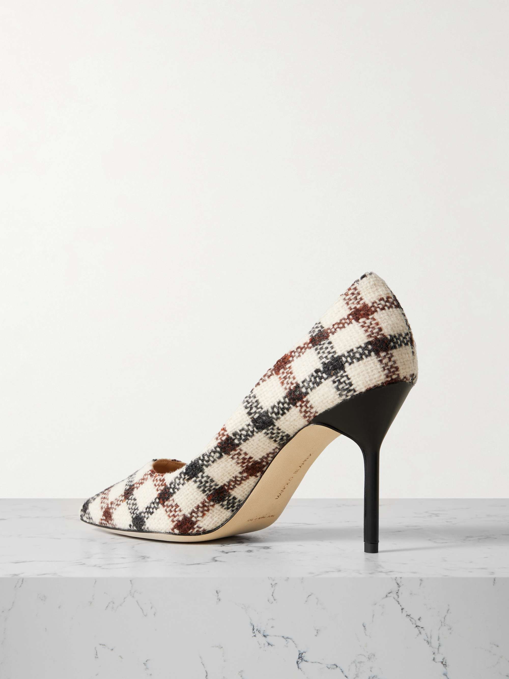 MANOLO BLAHNIK