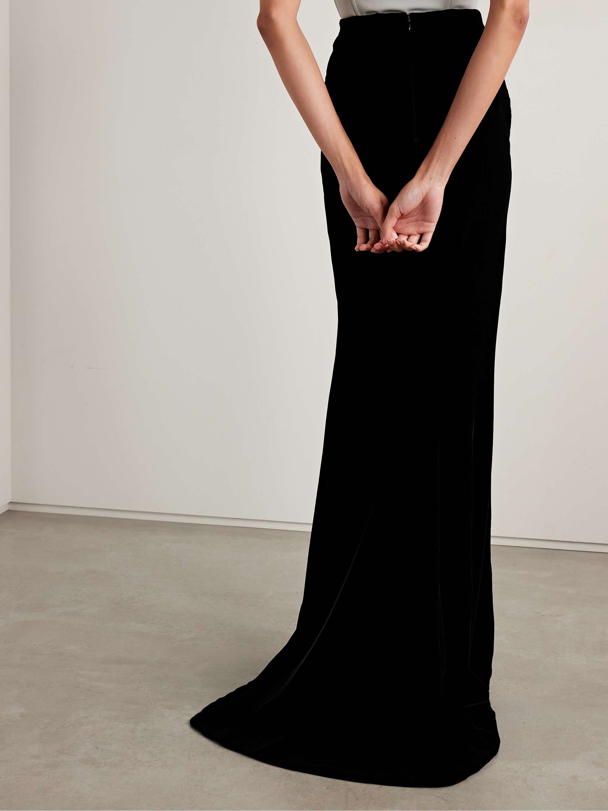 CAROLINA HERRERA