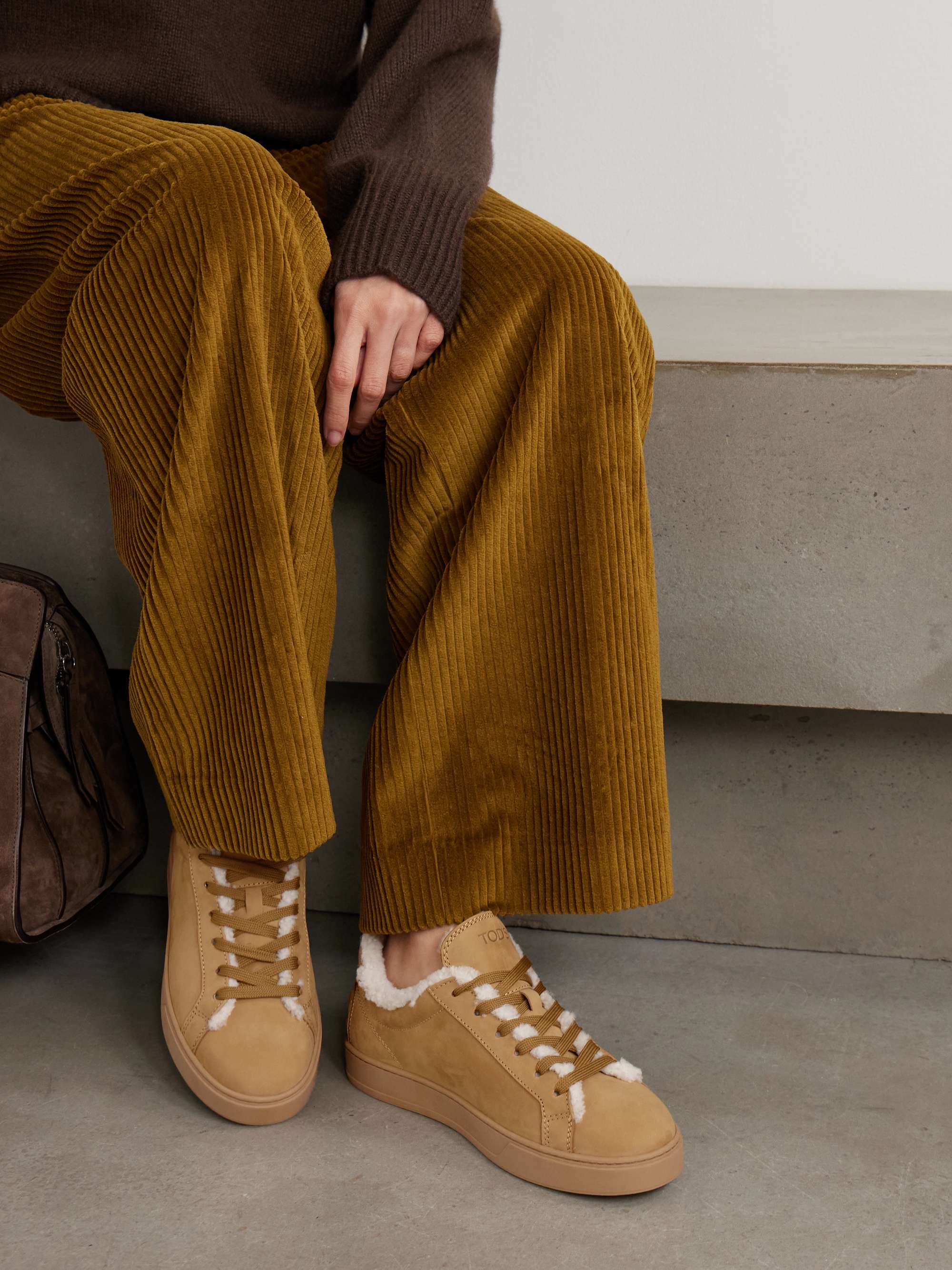 TOD'S