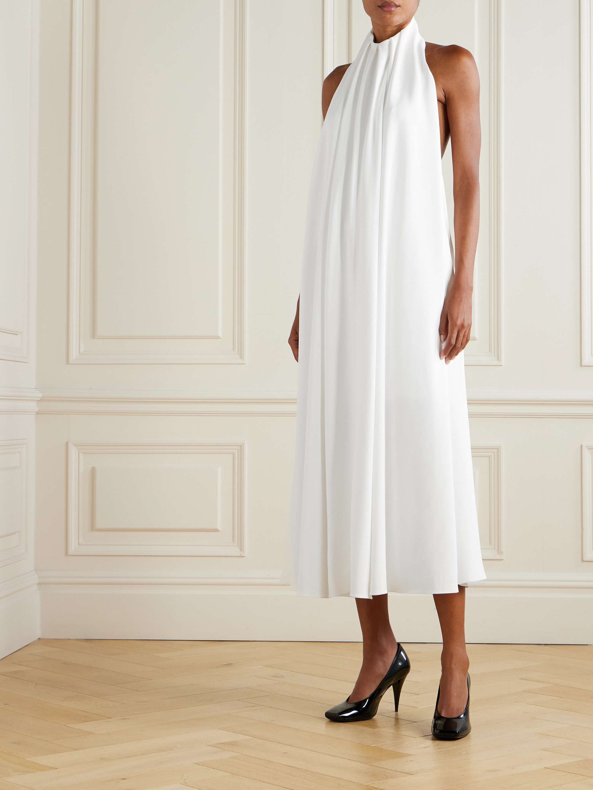 GIVENCHY