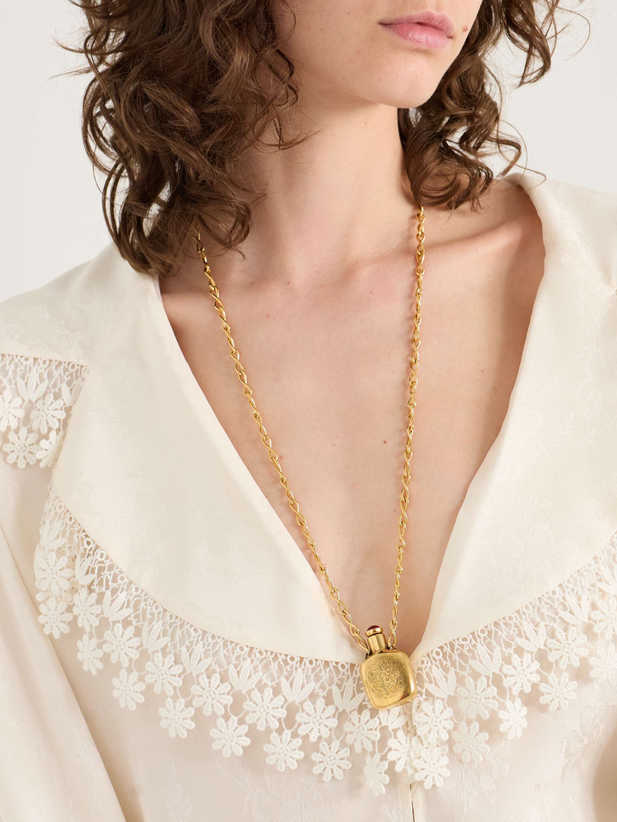 CHLOÉ