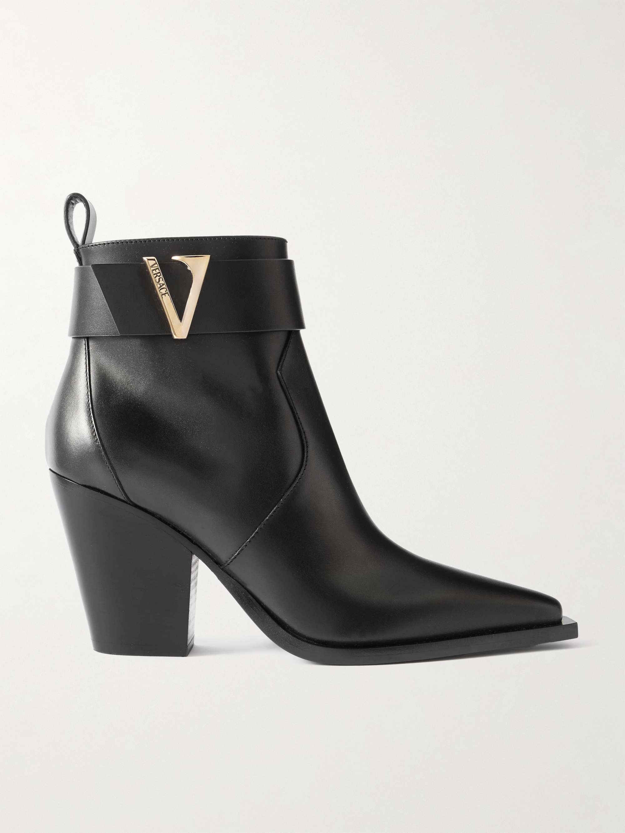 VERSACE