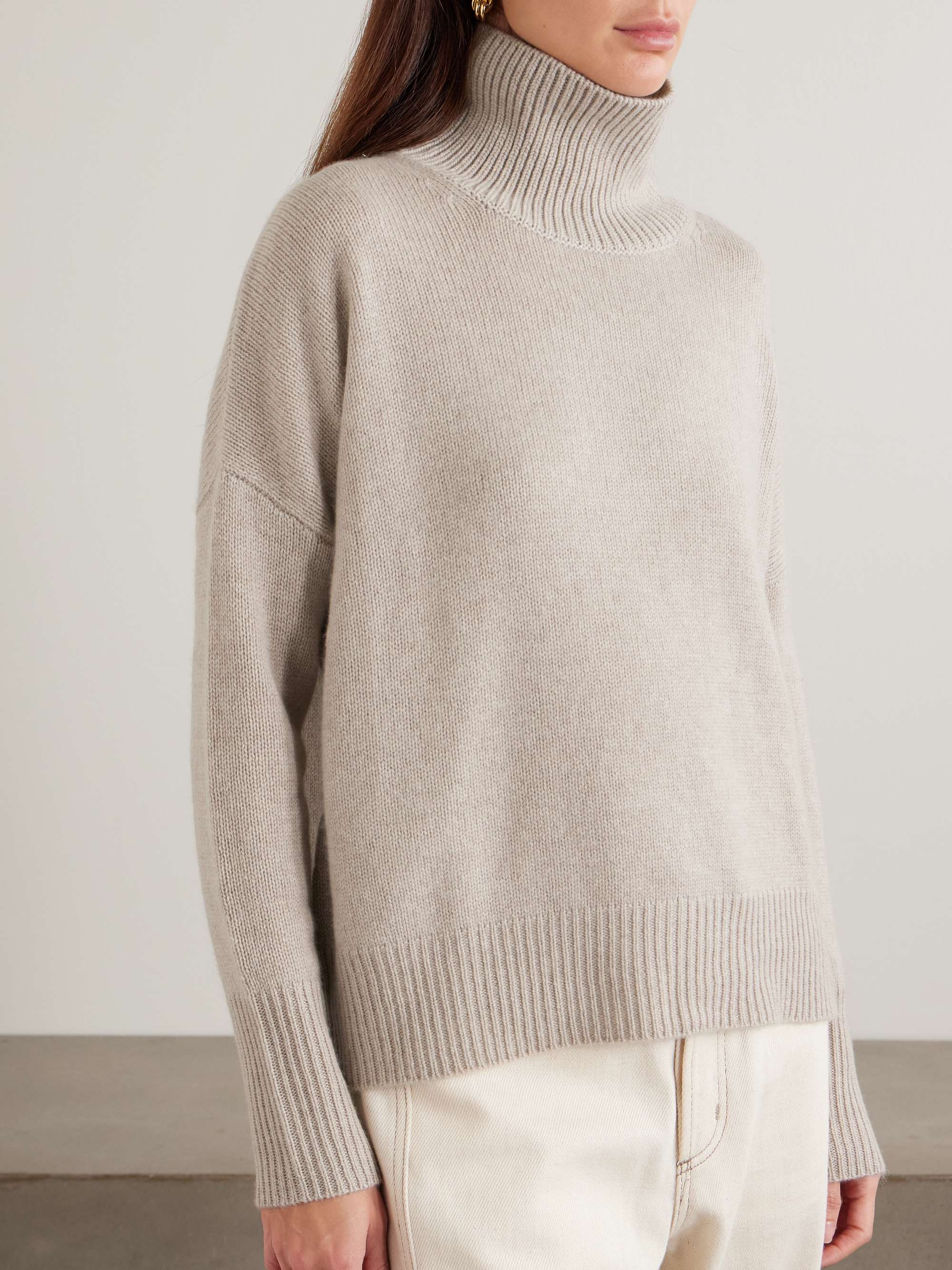 LISA YANG Heidi cashmere turtleneck sweater