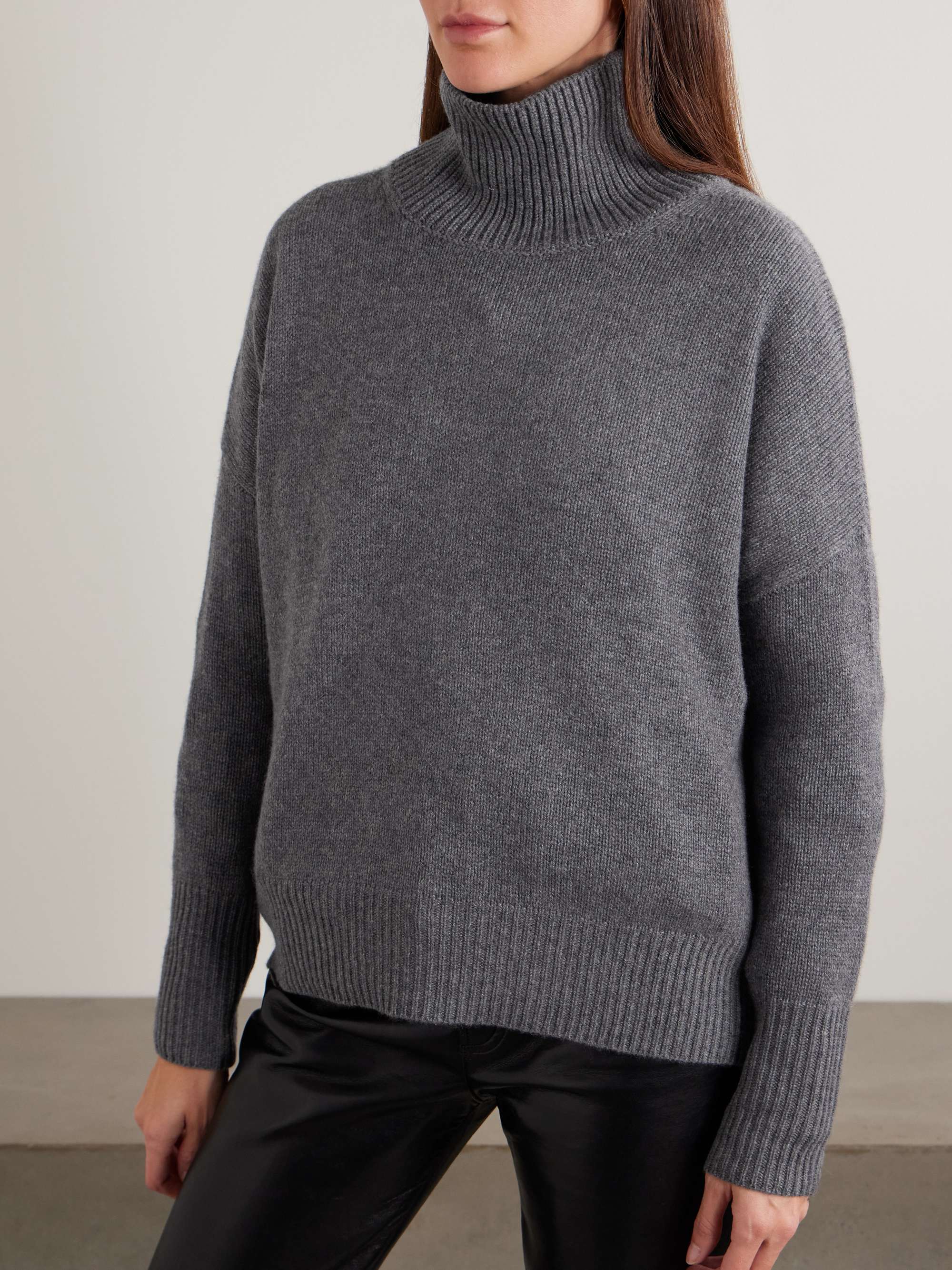 LISA YANG Heidi cashmere turtleneck sweater