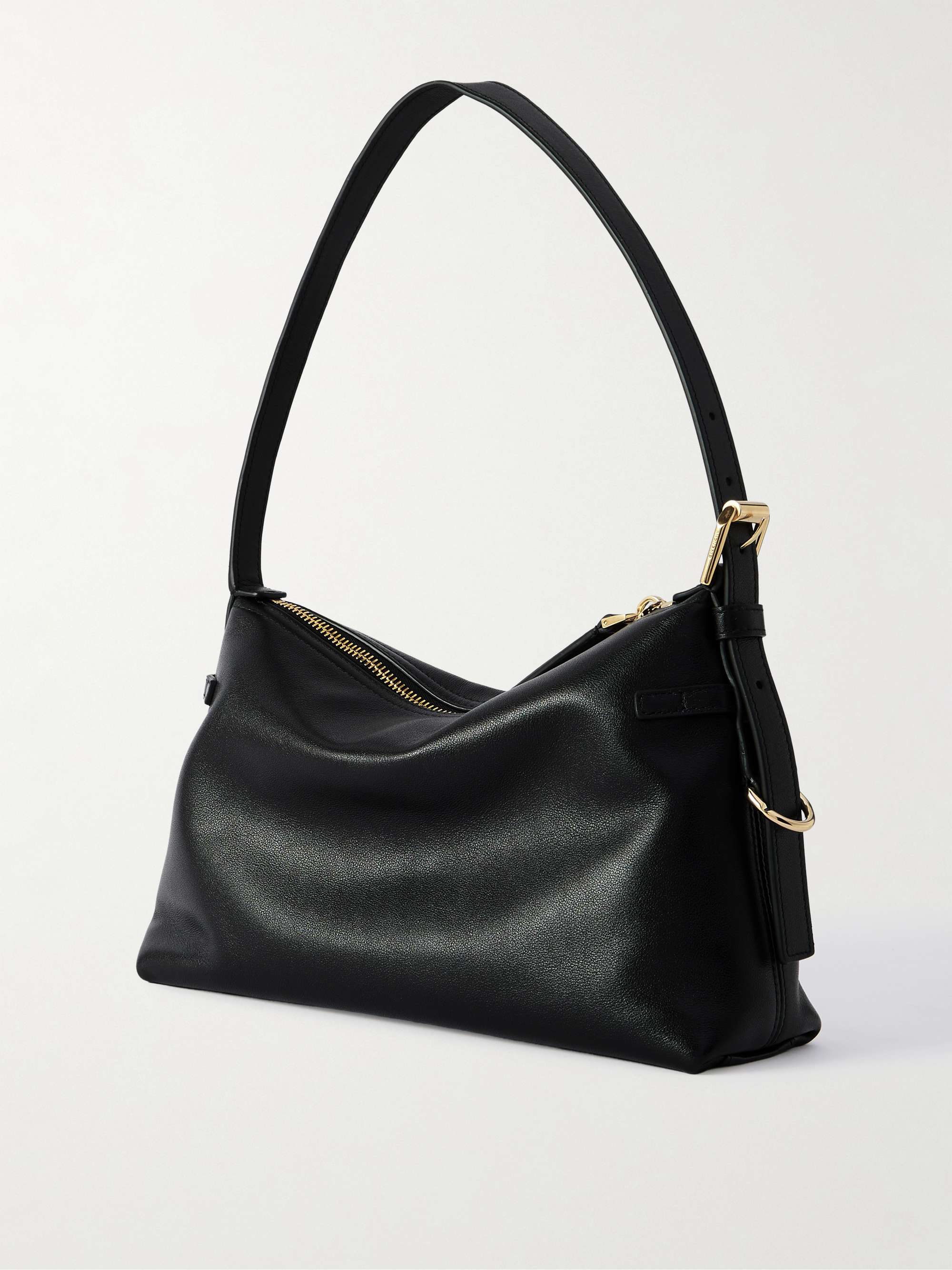 GIVENCHY