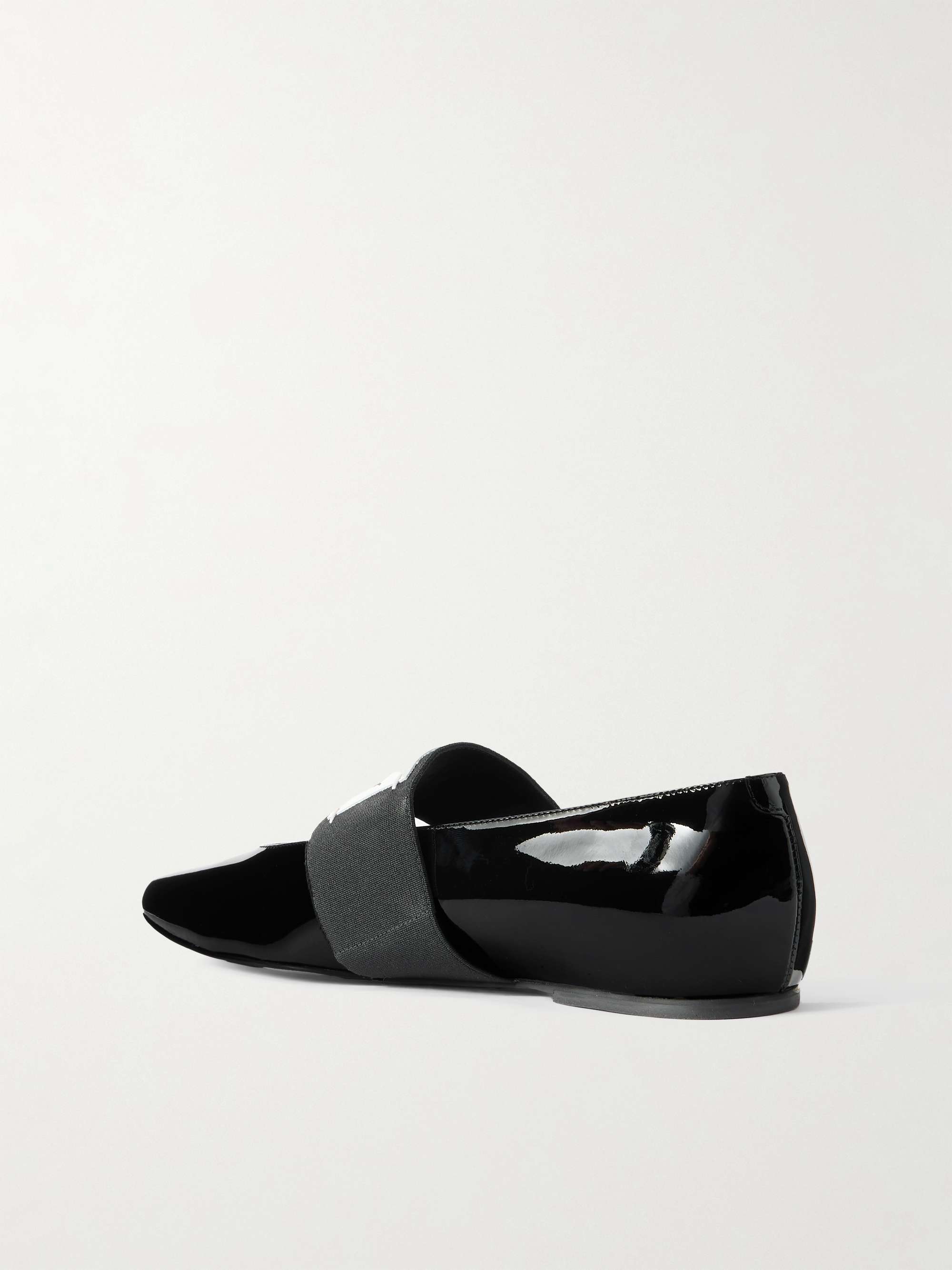 GIVENCHY