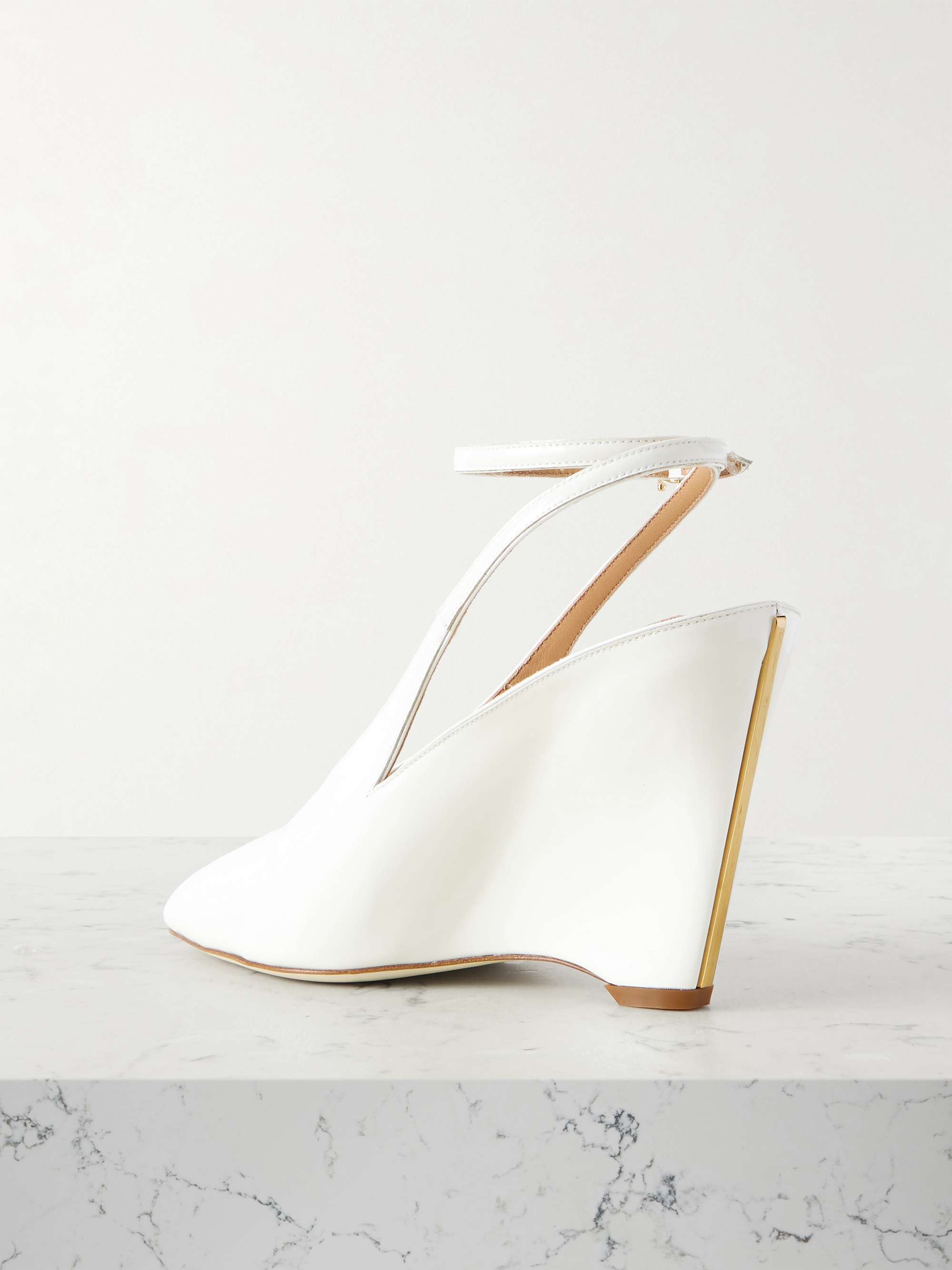 FERRAGAMO