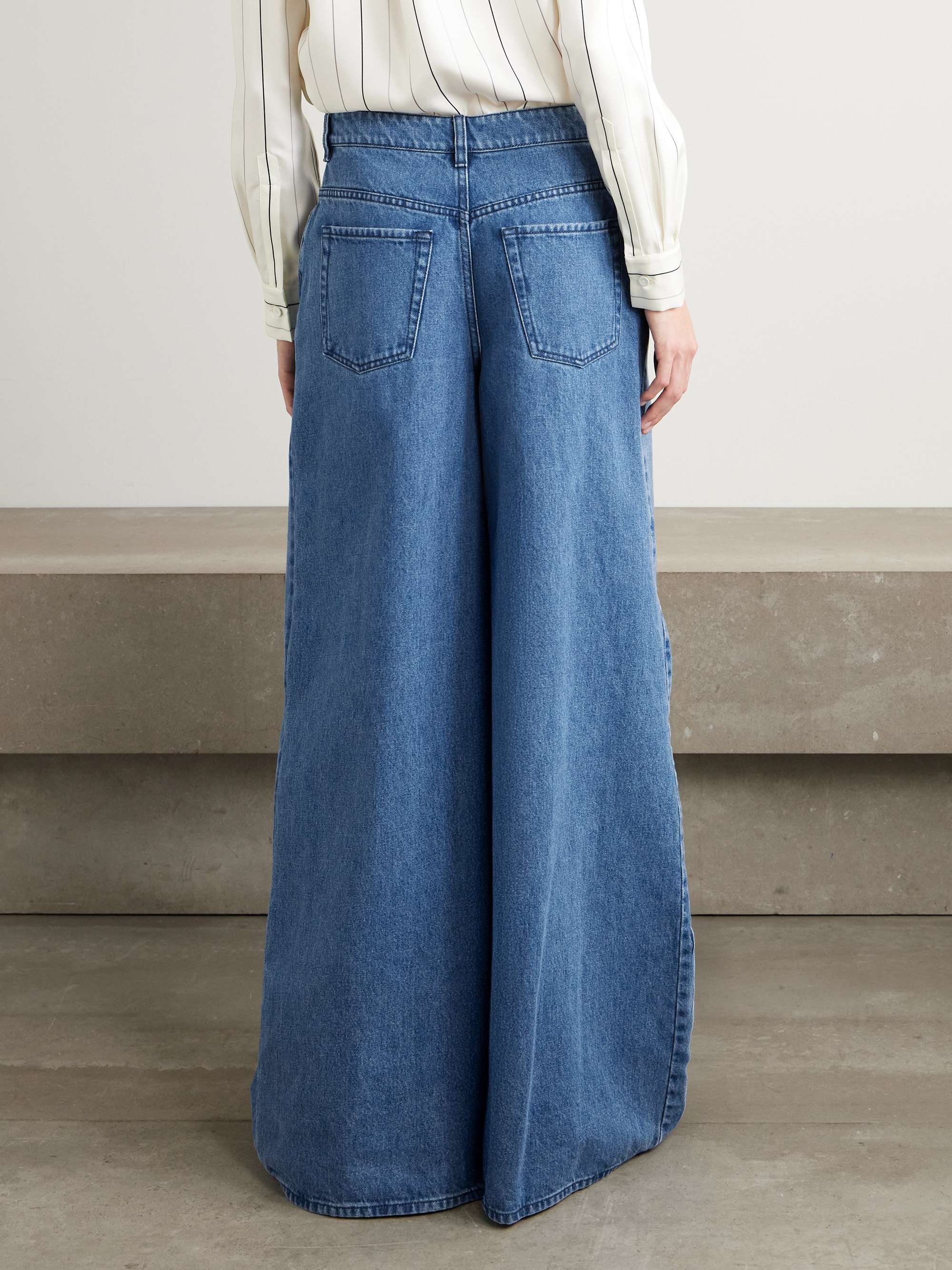 GABRIELA HEARST