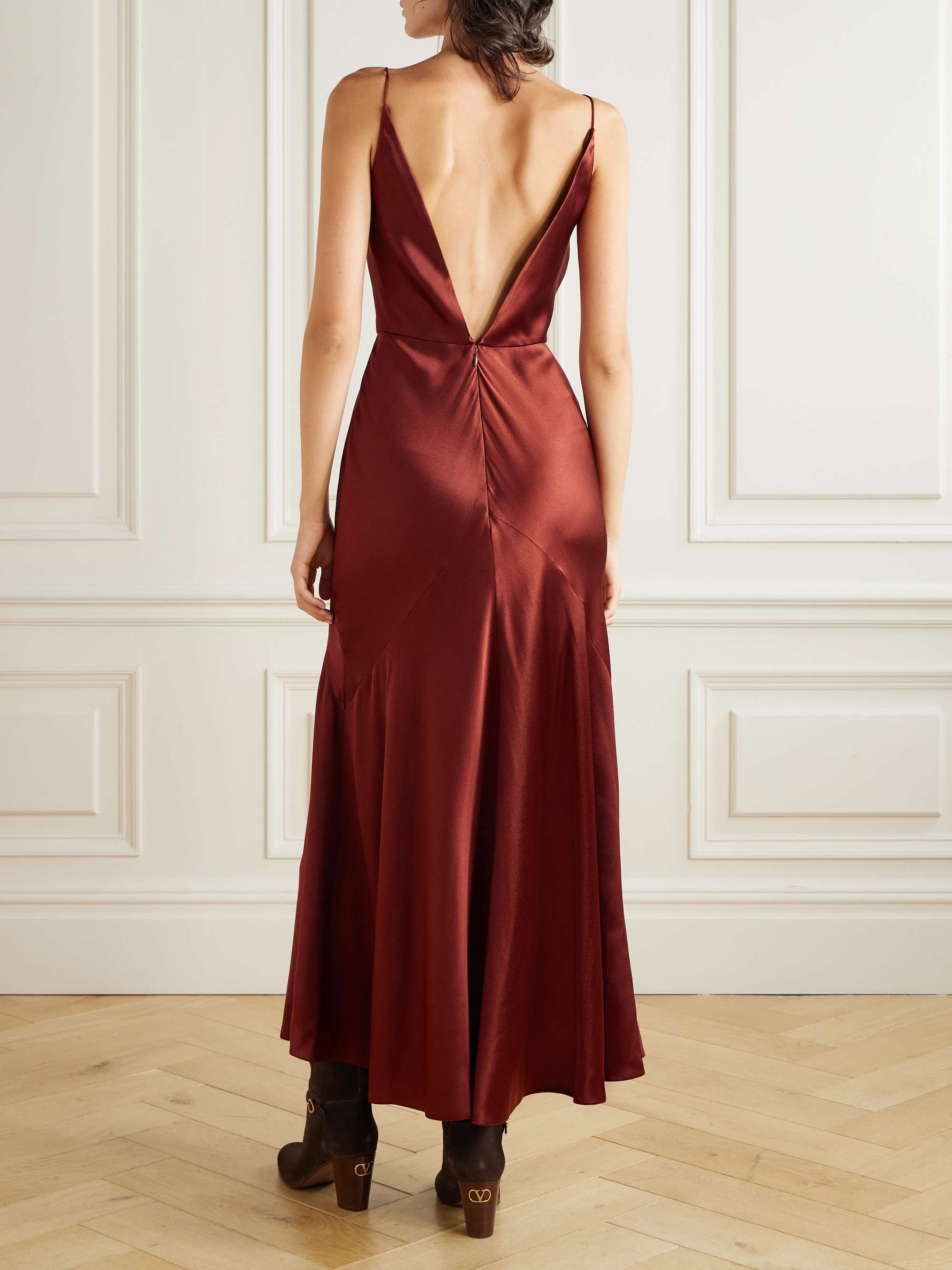 GABRIELA HEARST