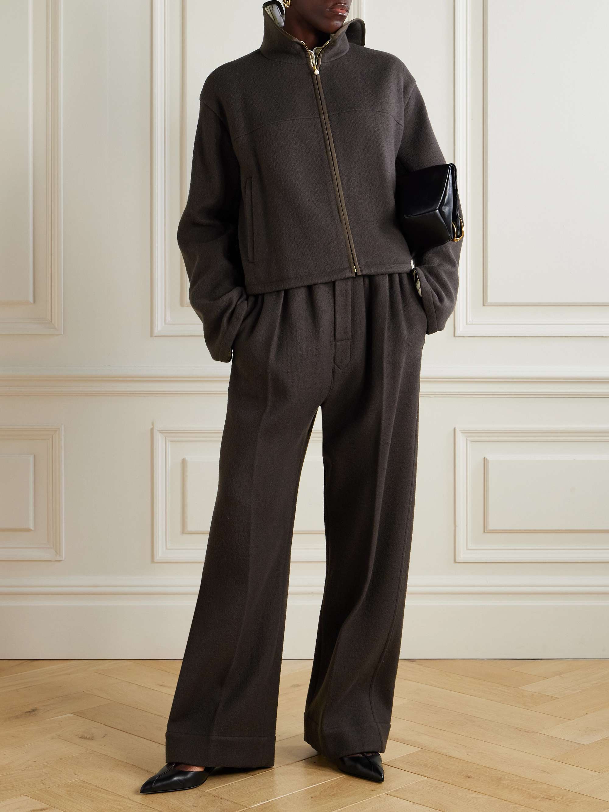 CARVEN