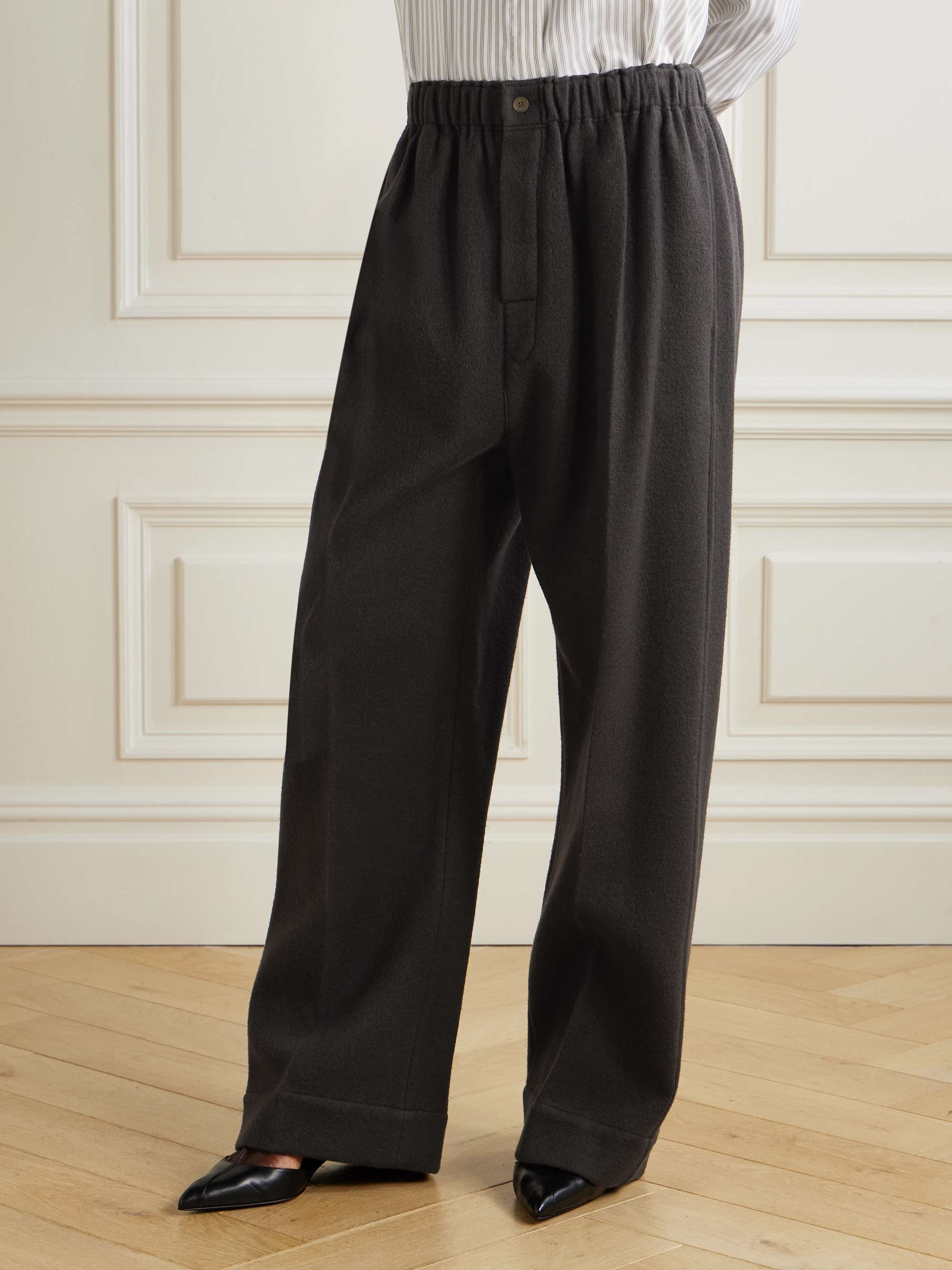 CARVEN