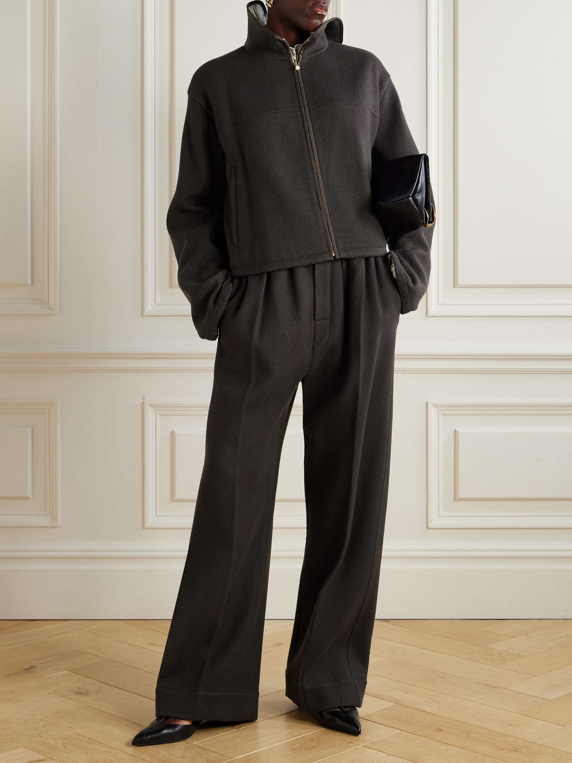 CARVEN