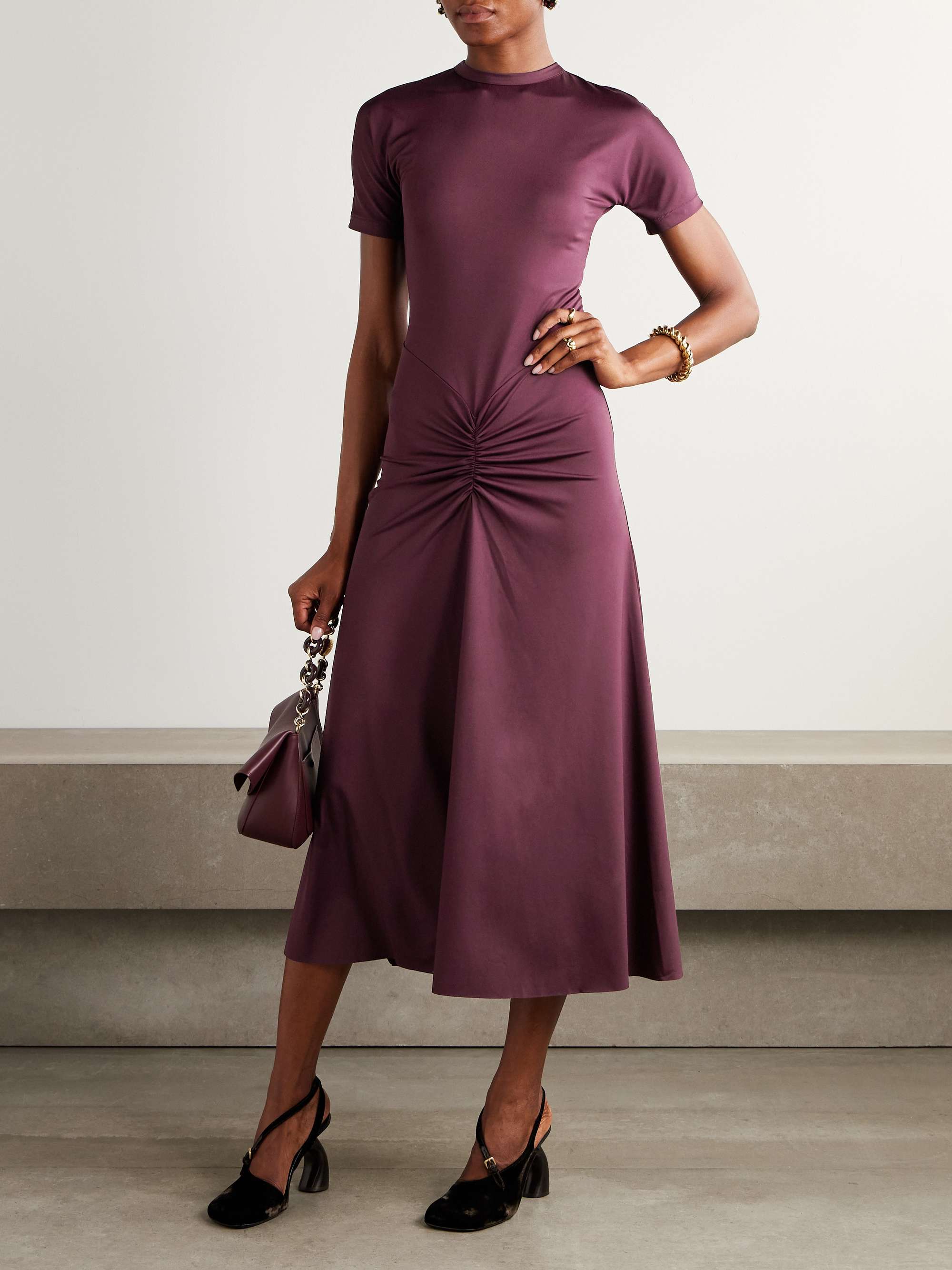 VICTORIA BECKHAM